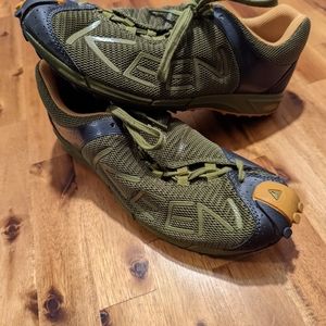 Women's Keen Jasper Shoes Size 8.5 Avocado Green/Yellow